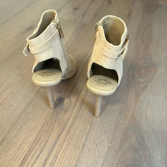 Vince Camuto Paveeni Suede Ankle Booties - Picture 4 of 5